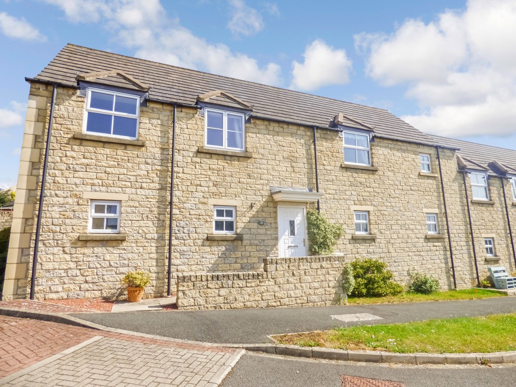 Leyburn, North Yorkshire, 2 bedroom, Semi Detached Flat