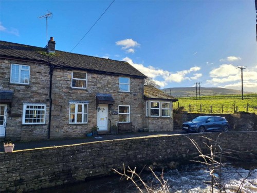 Arrange a viewing for Dyers Garth, Hawes