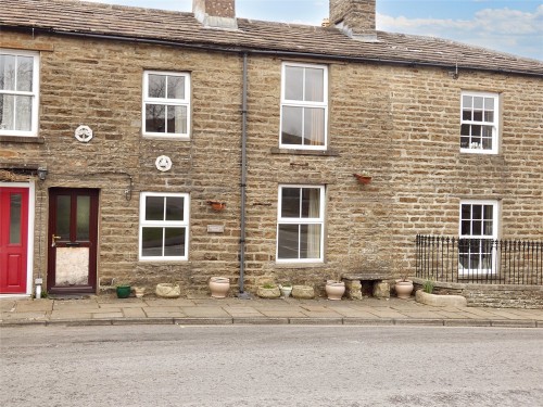 Arrange a viewing for Hawes, Nr Leyburn, North Yorkshire