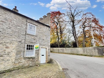 image of West End, Middleham