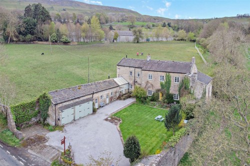 Arrange a viewing for Oak Tree House Farm Main Street, West Witton Leyburn DL8 4LR