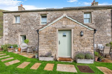 image of Ellers Farmhouse, Keld