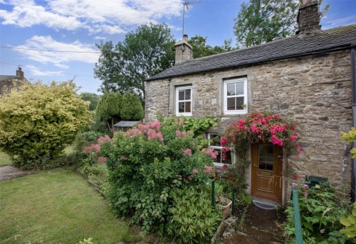 Arrange a viewing for Beehouse Cottage, Hawes
