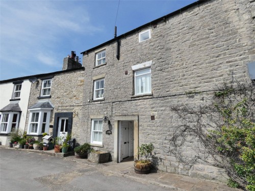 Arrange a viewing for West End Cottage West End, Middleham DL8 4QQ