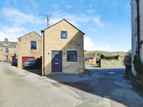 Arrange a viewing for T'Owd Garage, Hawes