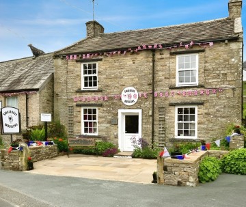 image of Swaledale Woollens, Strawbeck, Muker