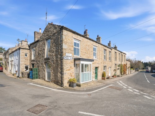 Arrange a viewing for Brook House, Askrigg