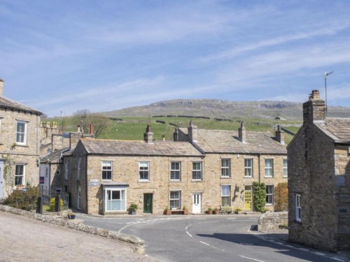 Arrange a viewing for Brook House, Askrigg