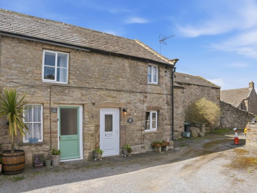 Arrange a viewing for 2 Ivy Dene Cottages, West Witton, DL8 4LY