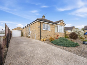 image of 2, Hawthorn Close