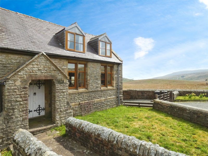 Curlew Cottage, Lunds, LA10 5PX