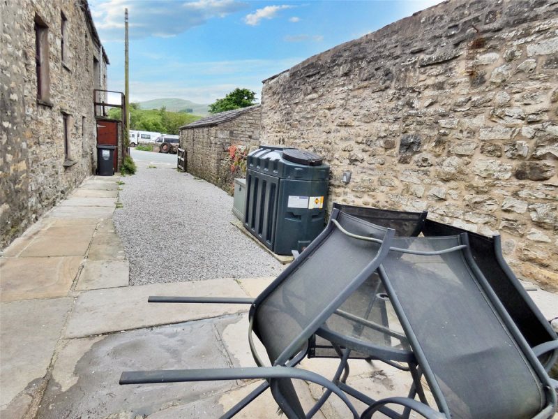 Sybils Cottage, Gayle, DL8 3SD — photo 11