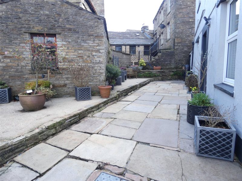 Inver House, Hawes — photo 19