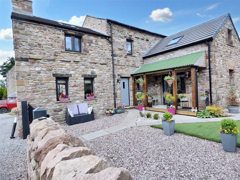 Apple Blossom Barn, Brough