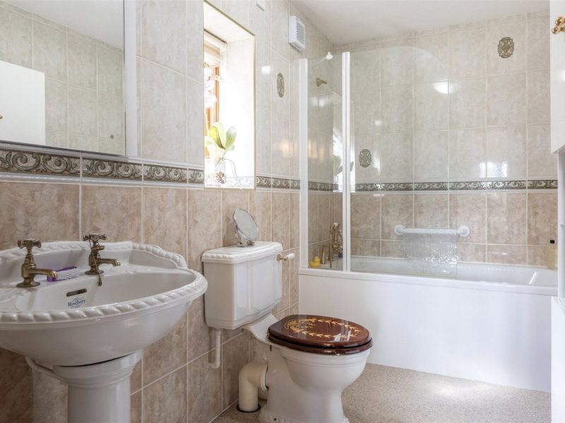 Furlongs, Kingsley Drive, Middleham, DL8 4PZ — photo 11