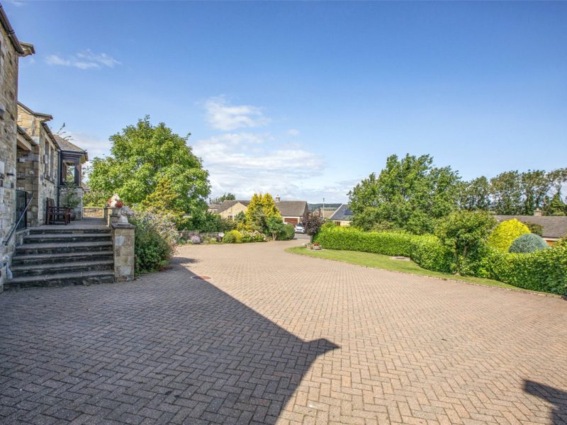 Furlongs, Kingsley Drive, Middleham, DL8 4PZ — photo 19