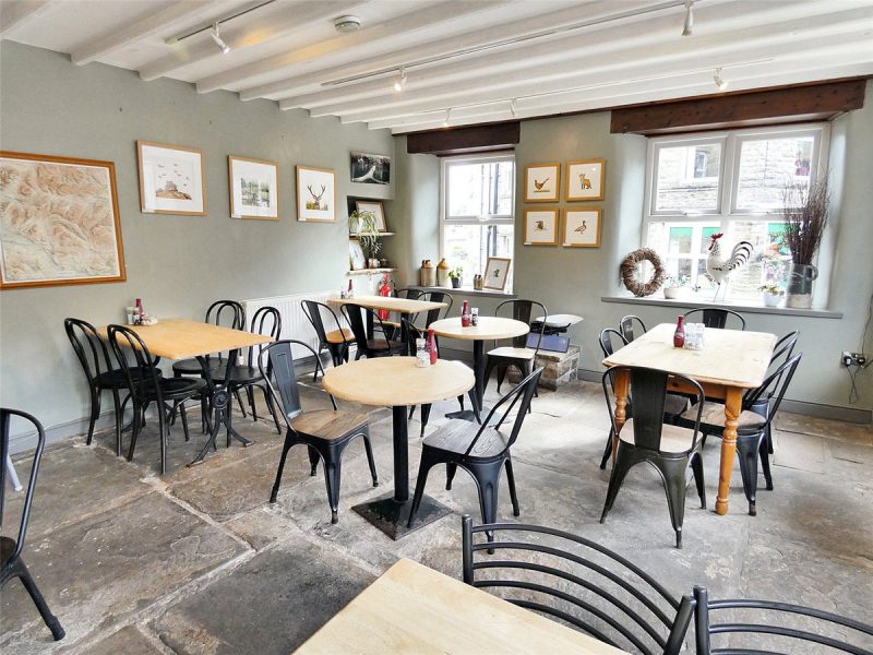 Caffe Curva, Market Place, Hawes, DL8 3QZ — photo 2