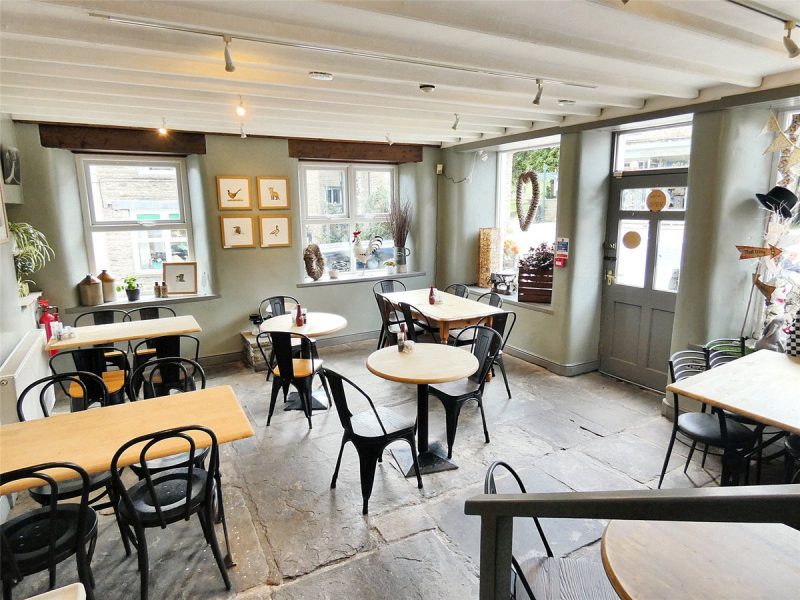 Caffe Curva, Market Place, Hawes, DL8 3QZ — photo 3
