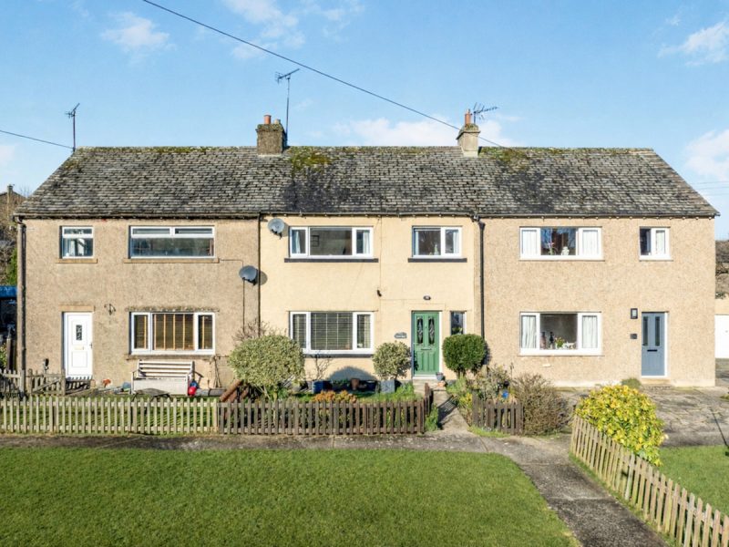 2 Town Head, Hawes, DL8 3RJ