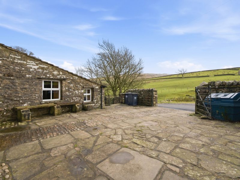 High Bands, Gayle, Hawes, DL8 3NA — photo 16