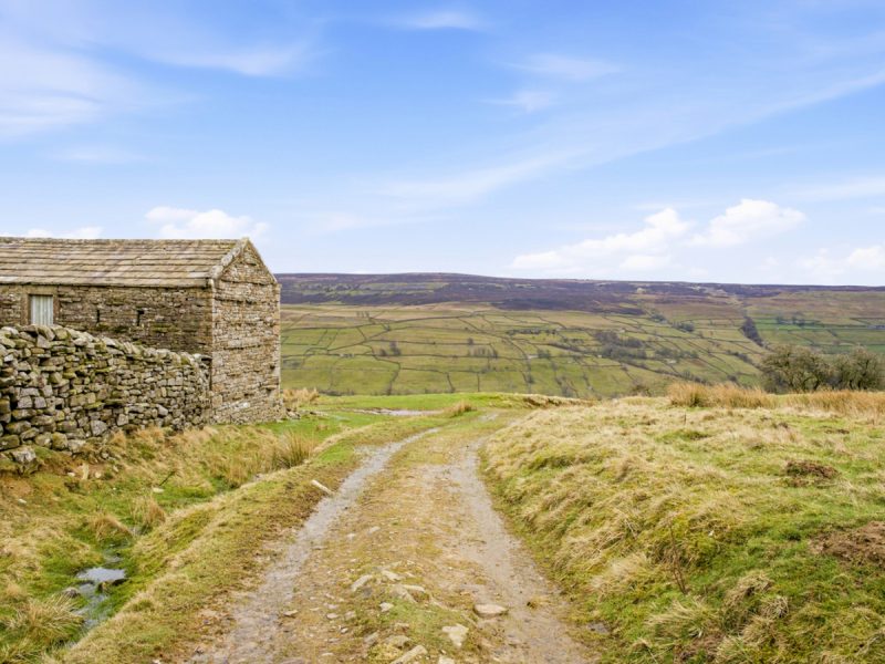 Cantrells Barn, Low Row, Richmond, DL11 6PS — photo 4