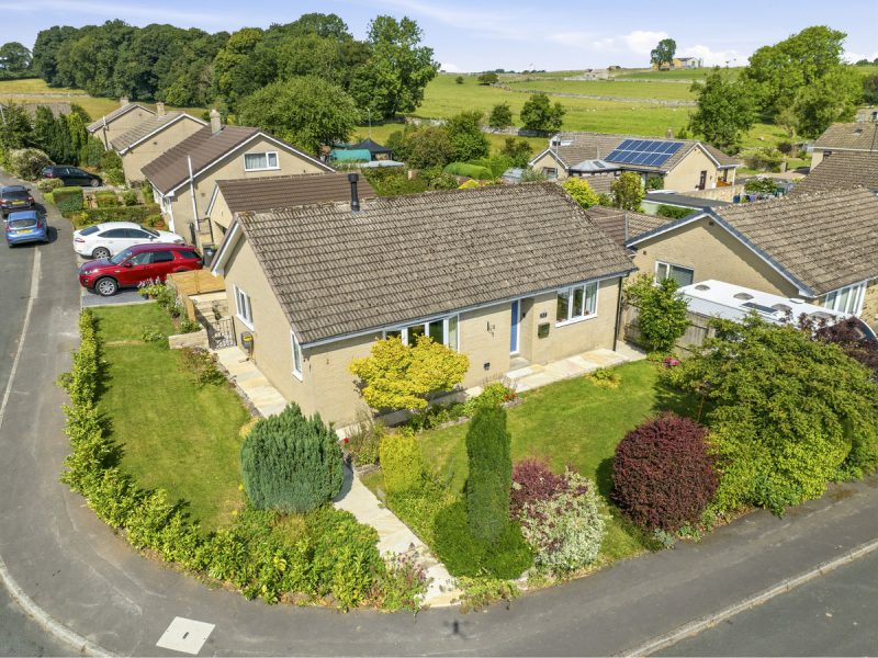 57 Mount Drive, Leyburn 