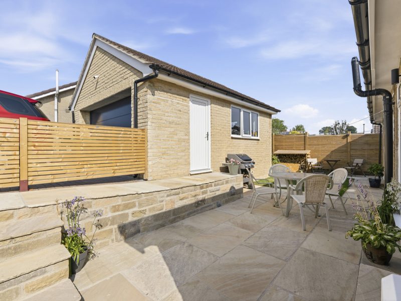57 Mount Drive, Leyburn  — photo 2