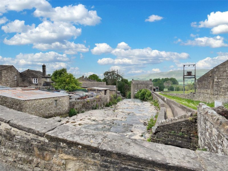 ​Beck Cottage, Gayle, DL8 3RZ — photo 14