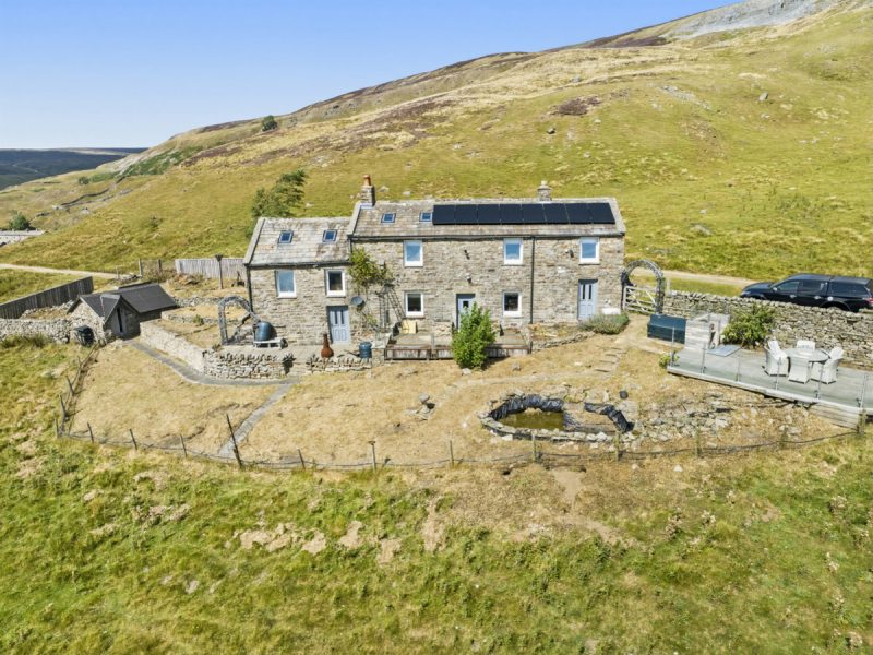 Whin Hall, Gunnerside — photo 1