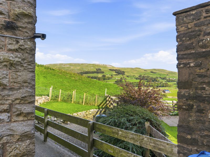 1 Rose Cottages, Hawes — photo 15