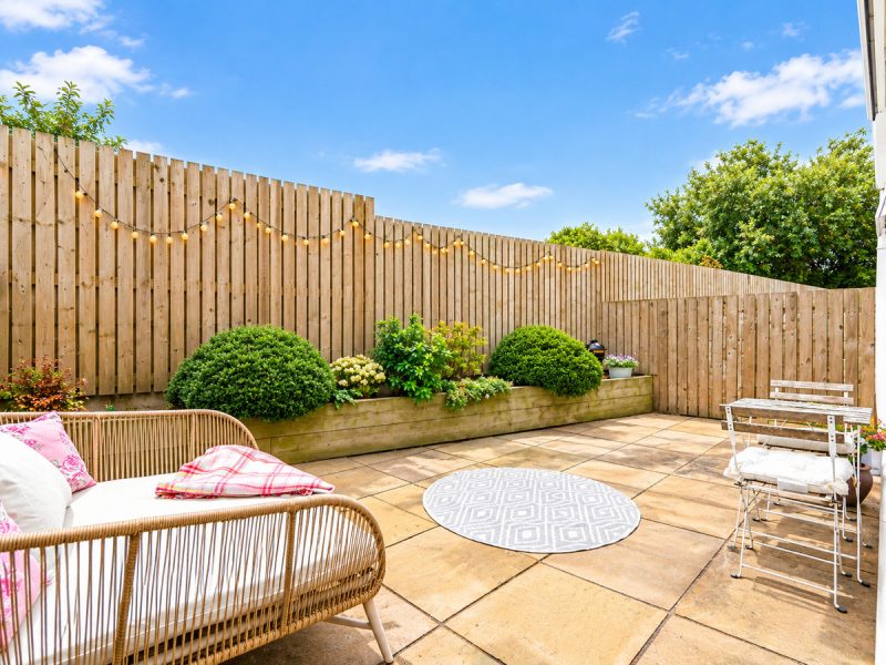 31 Lady Anne Drive, Brough — photo 2