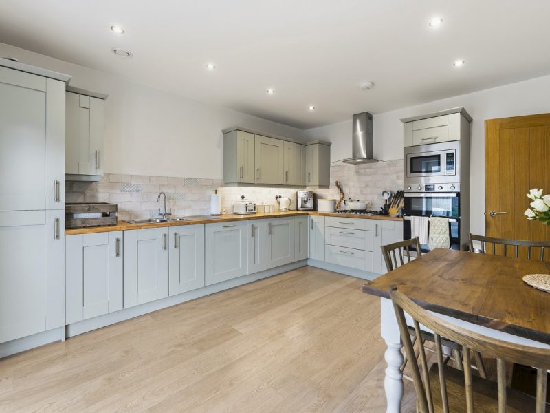 31 Lady Anne Drive, Brough — photo 10